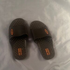 Revo Brown Kids Sandals